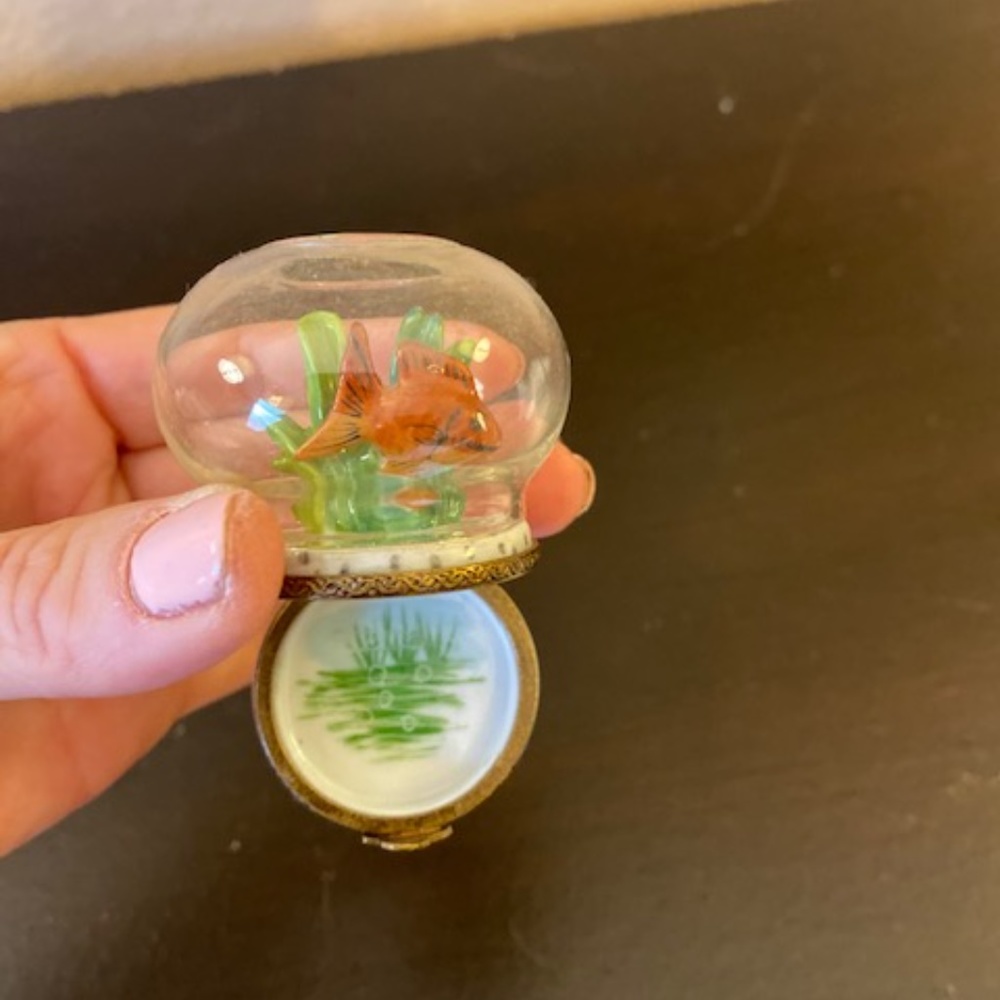 SOLD - Picture 5 of 5